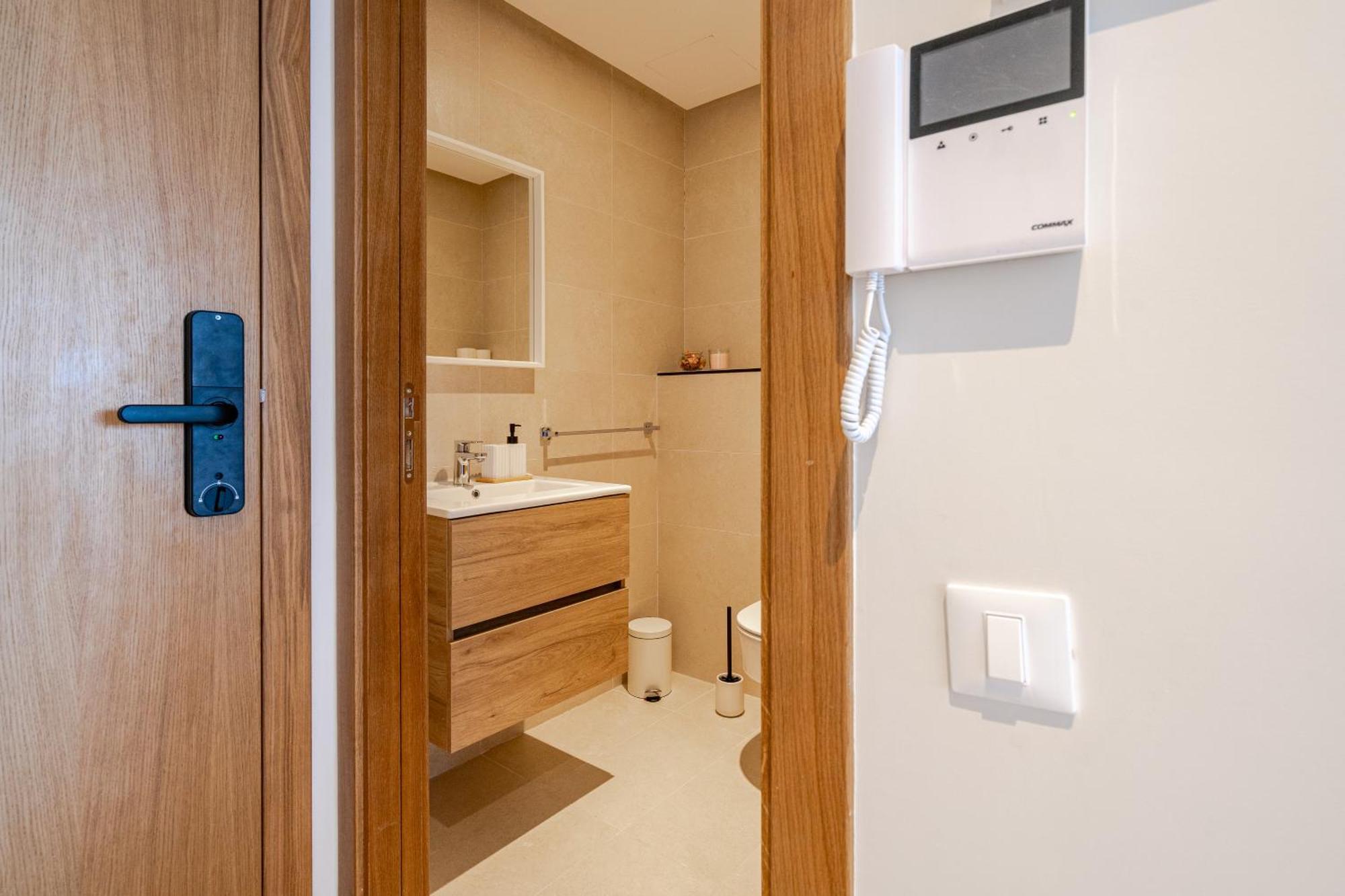 Emplacement Chic Lumineux & Pres Du Consulat Americain 2 Minutes De Twin Center Gauthier Apartamento